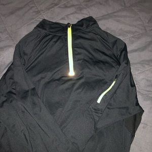 Men’s Fila quarter zip pullover